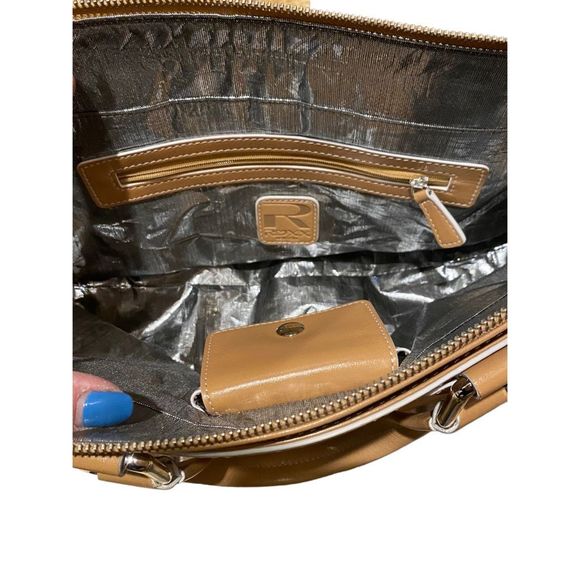 Retro Inspired Roxy Handbag - Picture 10 of 10